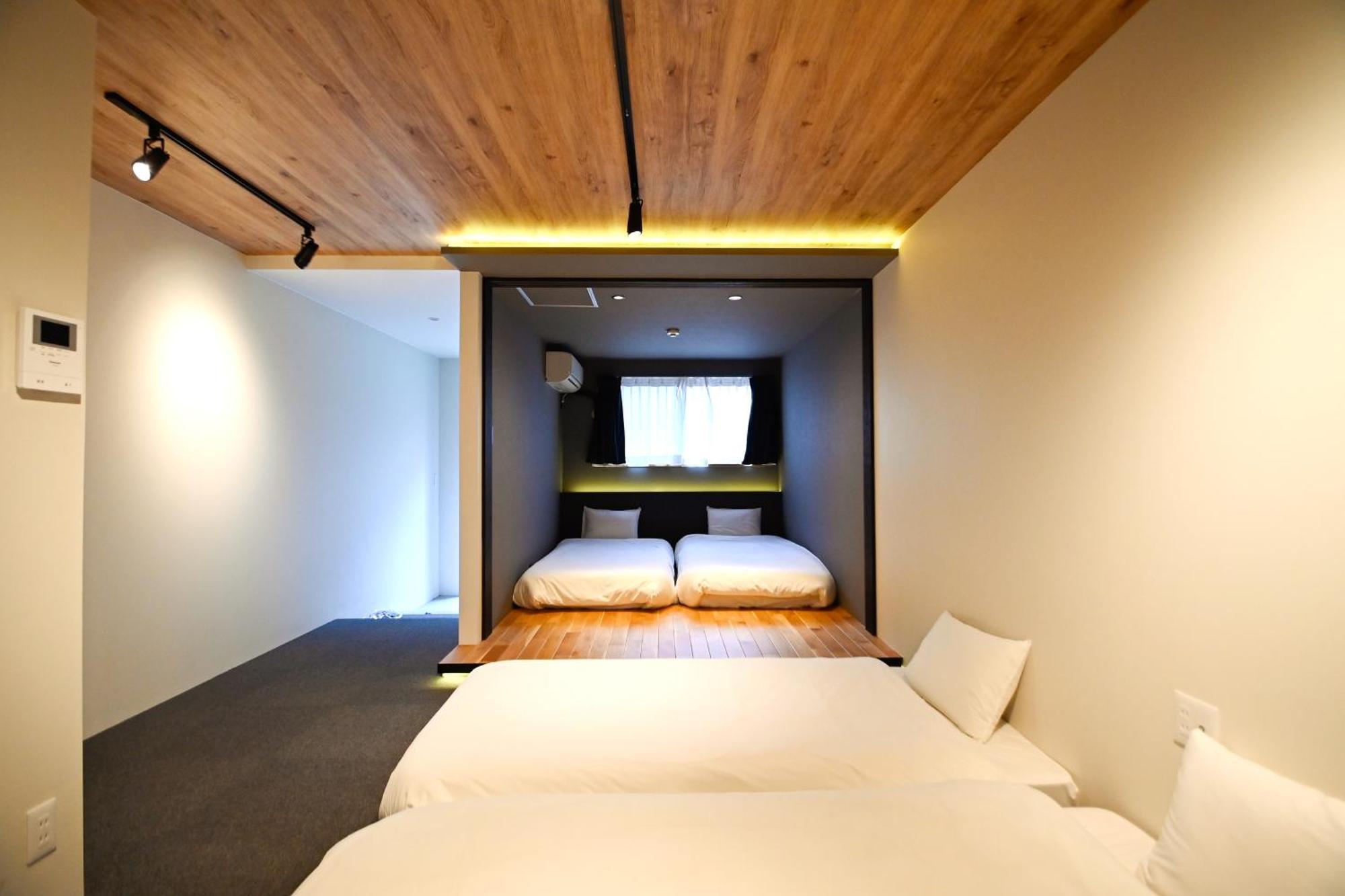 Sekai Hotel Deep Osaka Experience Yao Extérieur photo