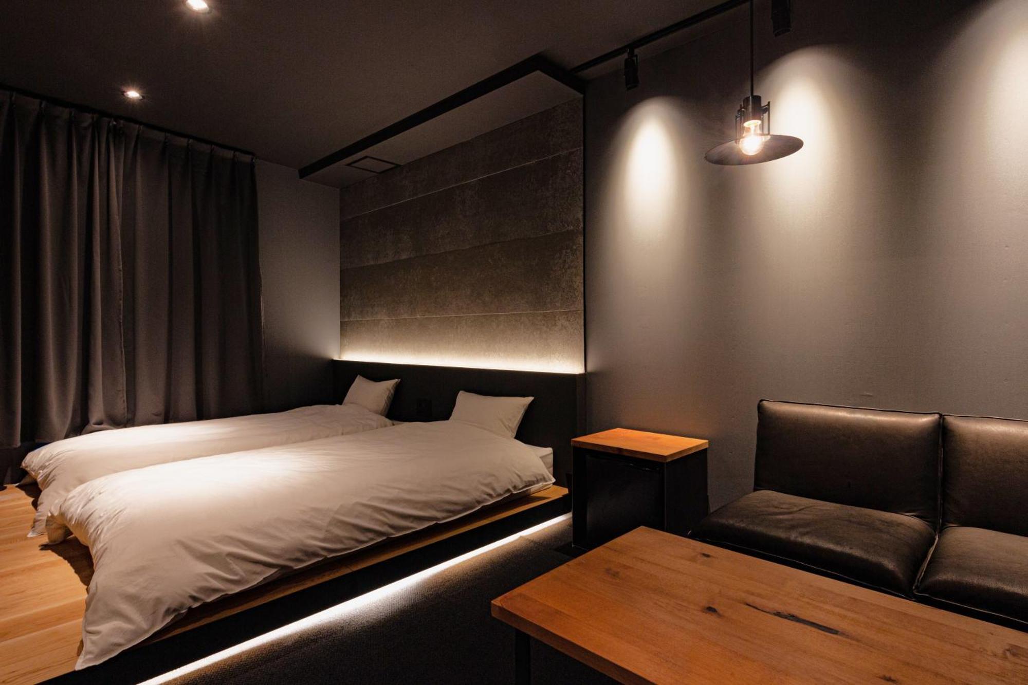 Sekai Hotel Deep Osaka Experience Yao Extérieur photo